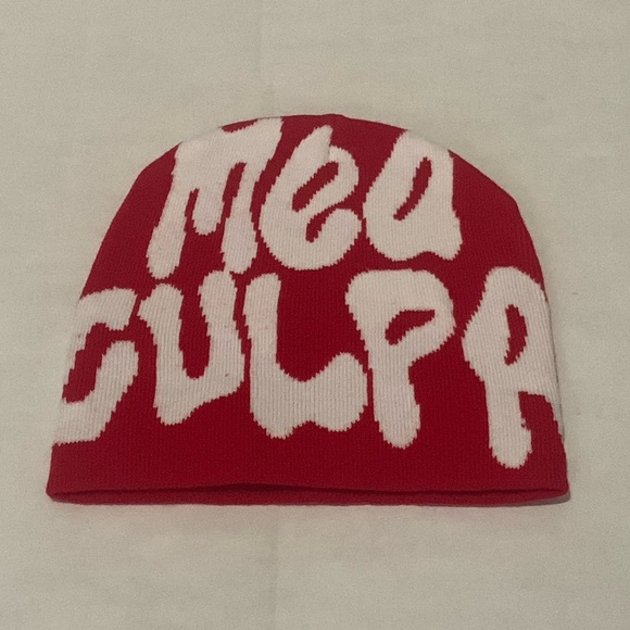 Cuffless Mea Jacquard Knitted Beanie Hat Red - Picture 1 of 2